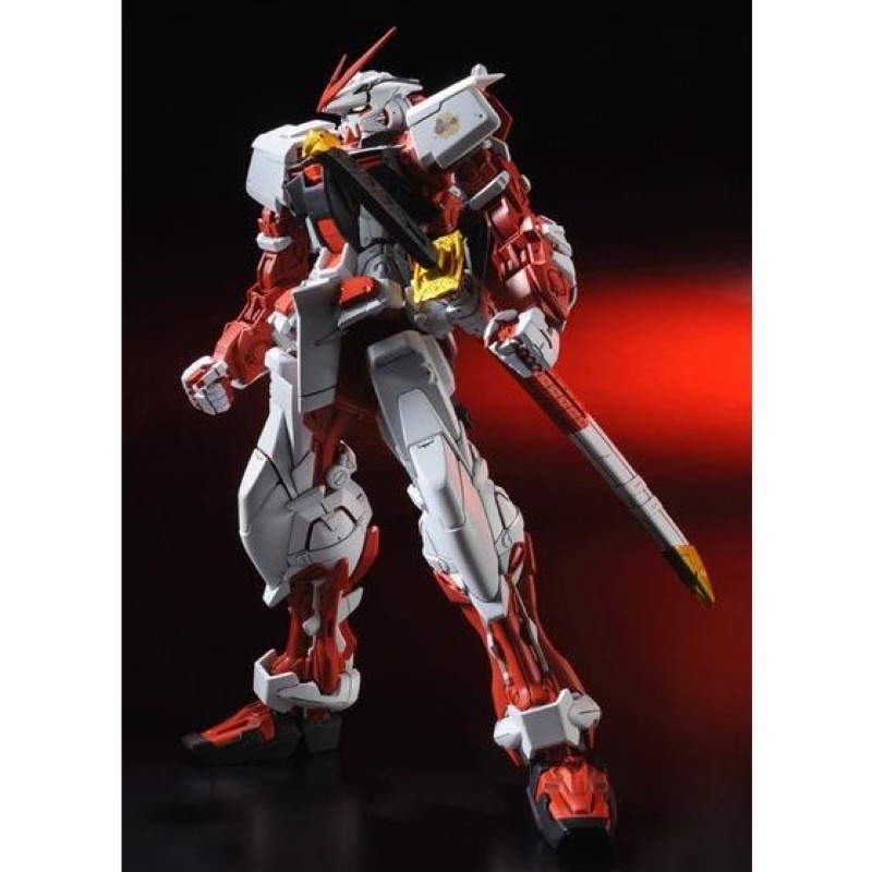 MG PREMIUM BANDAI Gundam Astray Red Frame