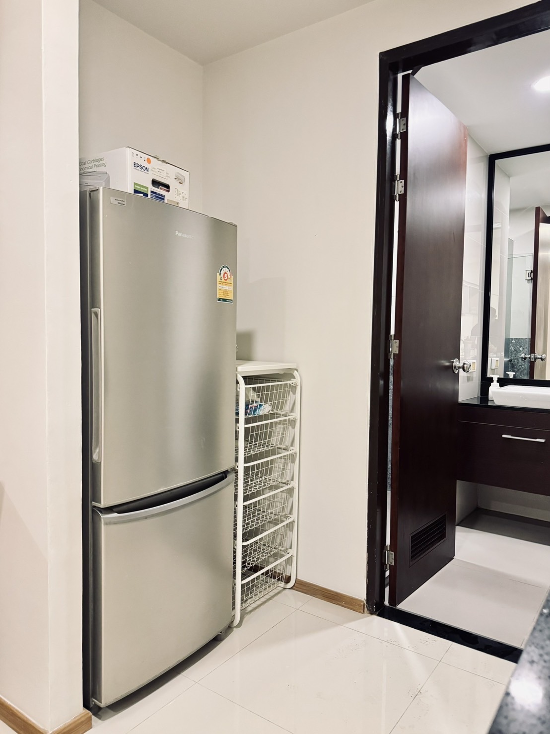 ขาย (For Sale) คอนโด : เดอะ ไลน์ พหลโยธิน อาคาร A (Abstracts) ประเภท : 1 ห้องนอน 1 ห้องน้ำ พื้นที่ : 44ตรม.