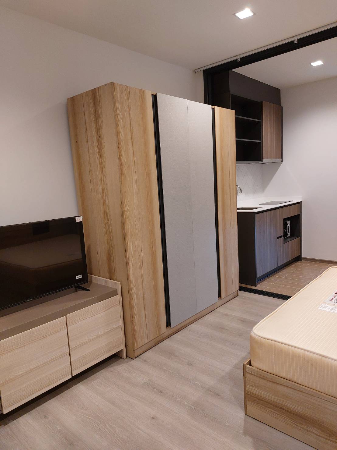 ขาย (For Sale) คอนโด : เดอะ ไลน์ พหลโยธิน อาคาร B 1 ห้องนอน 1 ห้องน้ำ 32 ตรม.