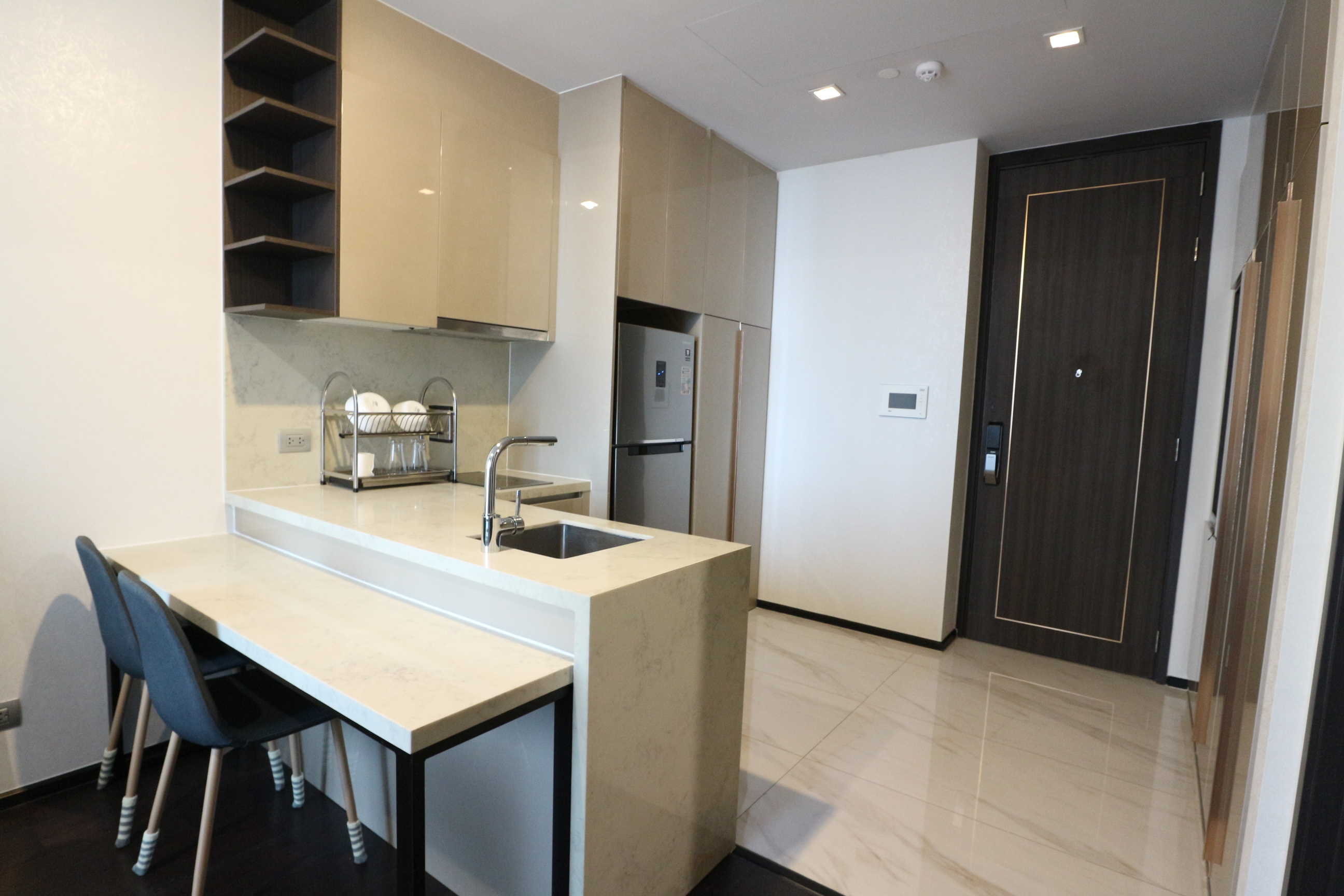 For Rent | LAVIQ Sukhumvit 57 1 Bedrooms | 1 Bathrooms 44 sq.m. – Luxury Condo near BTS Thonglor