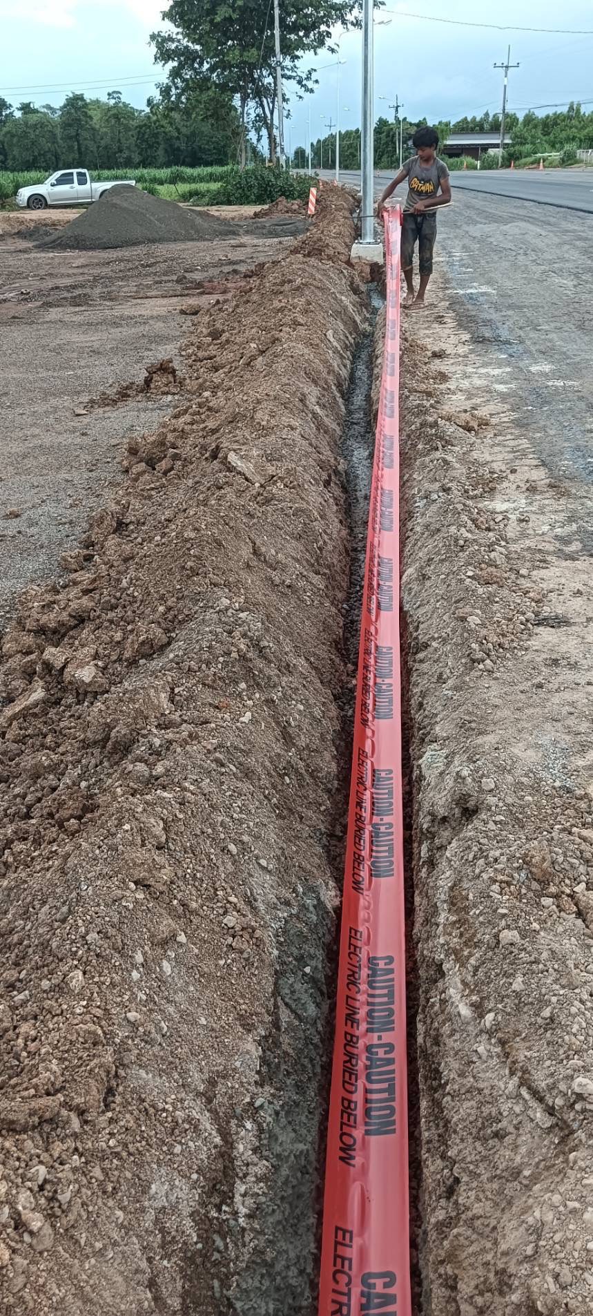 เทปเตือนอันตราย เทปฝังใต้ดินสีแดง Caution Electric Line Warning Tape 15cm x 300m x 0.05mm