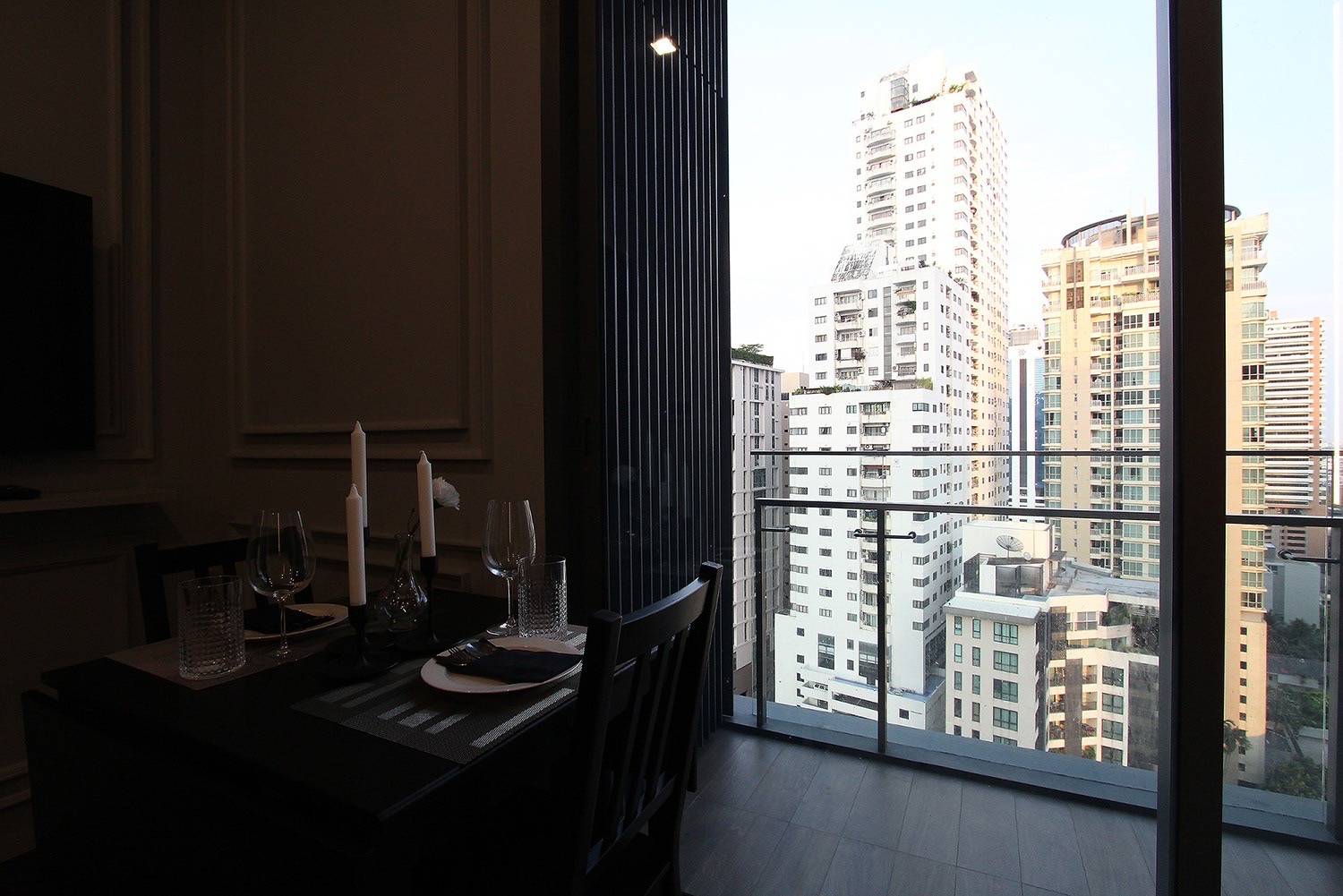 For Rent | LAVIQ Sukhumvit 57 1 Bedrooms | 1 Bathrooms 43 sq.m. – Luxury Condo near BTS Thonglor