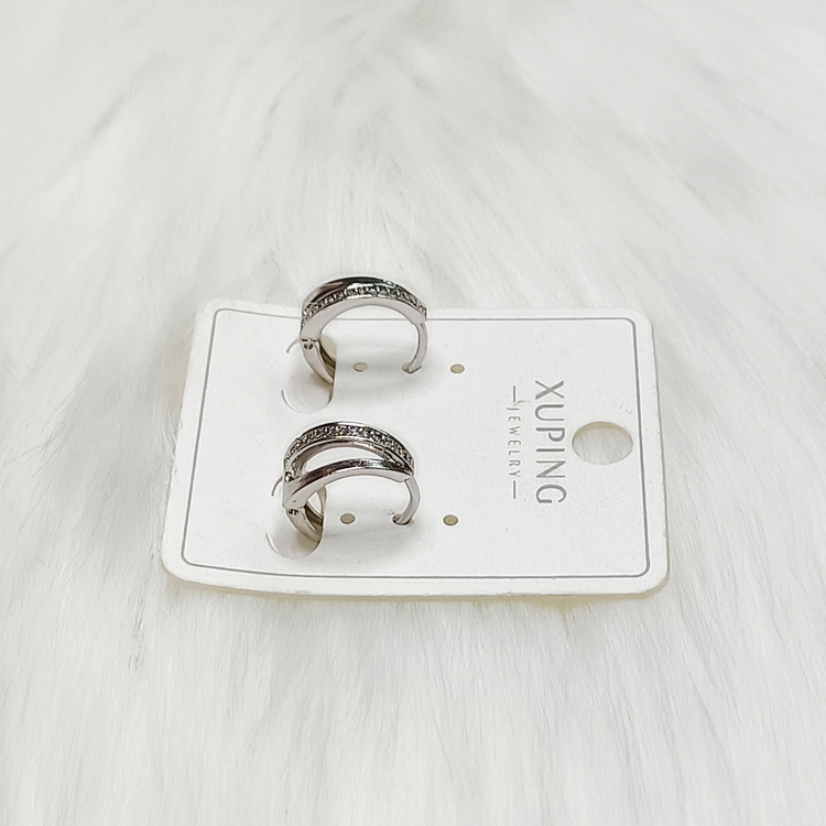 ต่างหูห่วงสองชั้นสีเงินฝังเพชร สไตล์มินิมอล - aimhairpin จำหน่ายกิ๊บติดผมเกาหลีแท้ และเครื่องประดับ ยางรัดผม คาดผมแฟชั่น สร้อยคอ ต่างหู