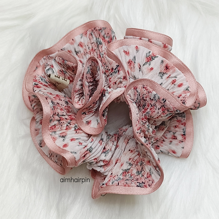 ยางรัดผมเอวัน A-One ลายดอกแต่งขอบริบบิ้น มีให้เลือก 21 ลาย - aimhairpin จำหน่ายกิ๊บติดผมเกาหลีแท้ และเครื่องประดับ ยางรัดผม คาดผมแฟชั่น สร้อยคอ ต่างหู