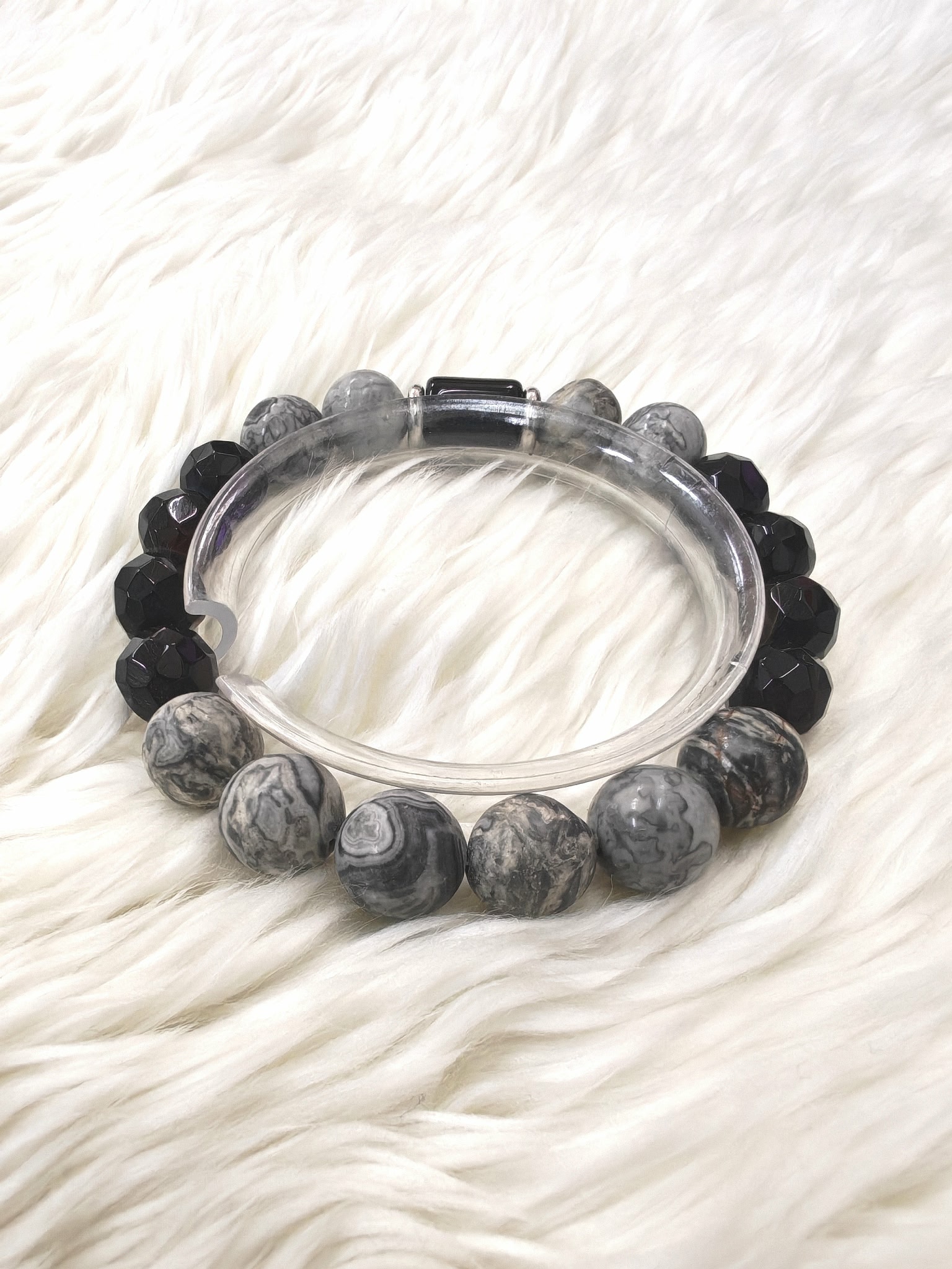 (025) กำไลไลหินซิลเวอร์เลซ & แบล็คอาเกต (ปกป้องคุ้มครอง เสริมสมดุล จิตใจสงบ ลดความเครียด) หินขนาด 10 มิล ขนาดข้อมือระบุทางแชทได้เลยค่ะ