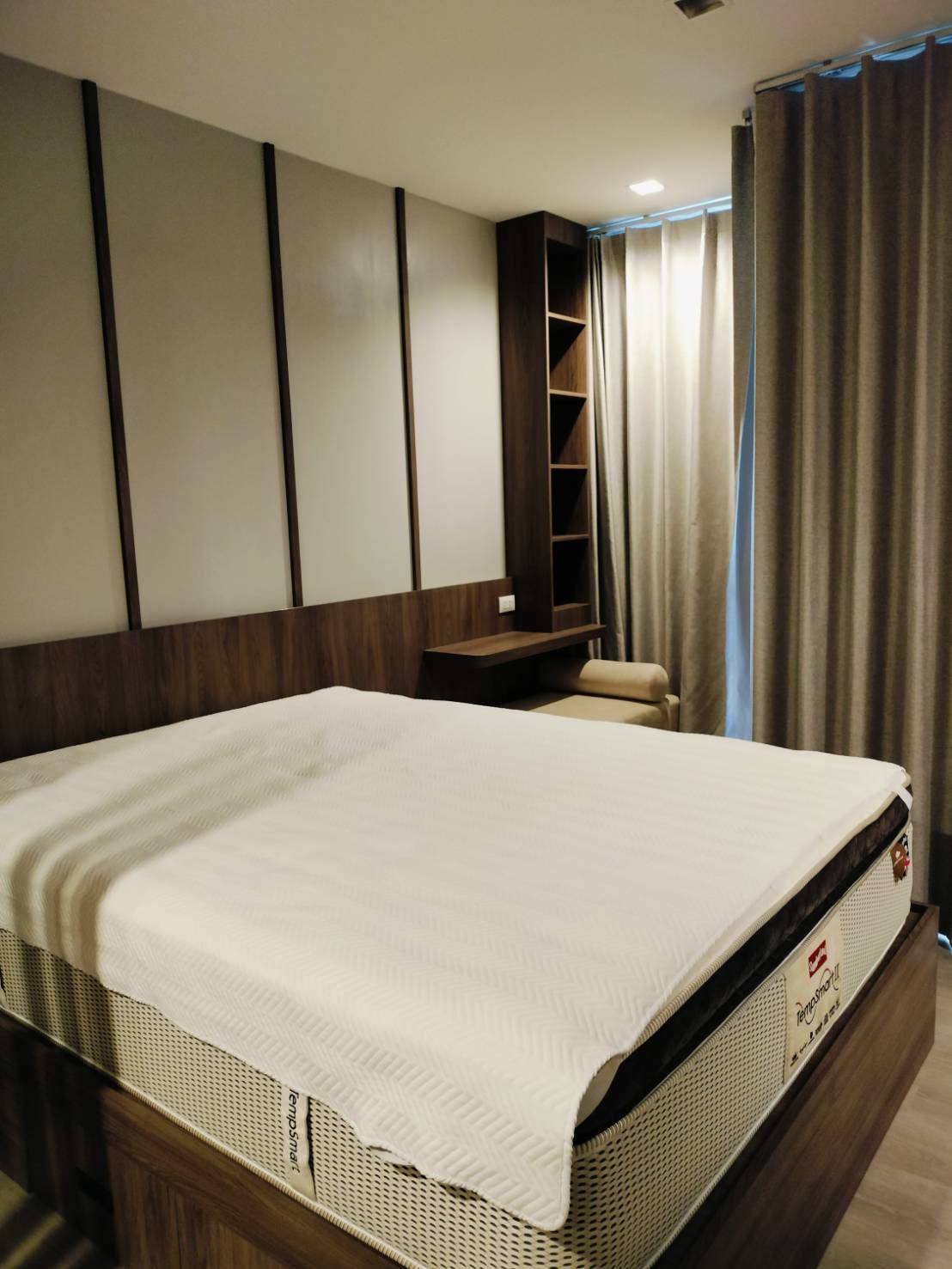 ให้เช่า คอนโด : เดอะ ไลน์ พหลโยธิน อาคาร B ประเภท : 1 ห้องนอน 1ห้องน้ำ พื้นที่ :41 ตรม.