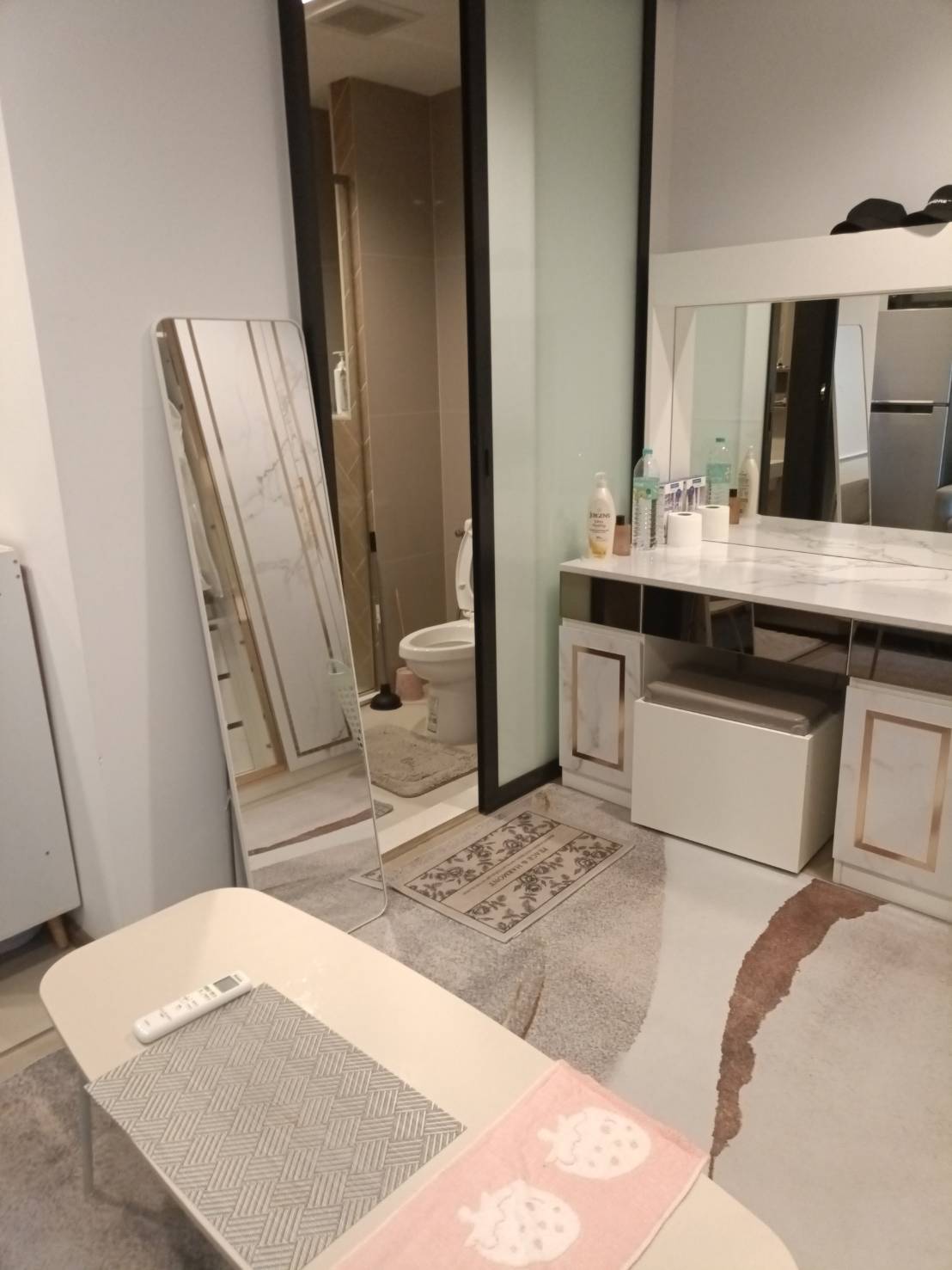 ให้เช่า (For Rent) คอนโด : เดอะ ไลน์ พหลโยธิน อาคาร B ประเภท : 1 ห้องนอน 1ห้องน้ำ พื้นที่ :32.5 ตรม.