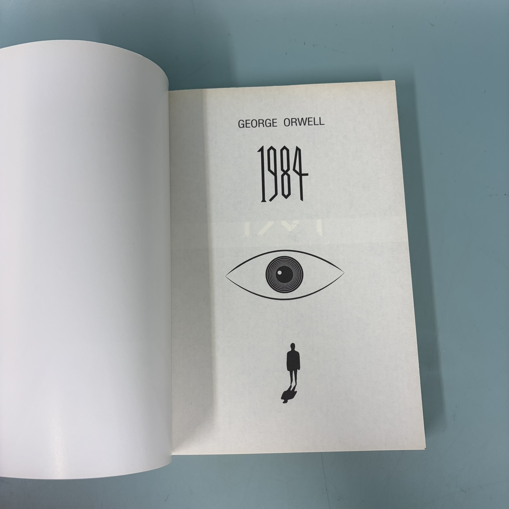 "1984" หนึ่ง-เก้า-แปด-สี่ มหานครแห่งความคับแค้น / มือสอง / จอร์จ ออร์เวลล์ / แอร์โรว์ / วรรณกรรม