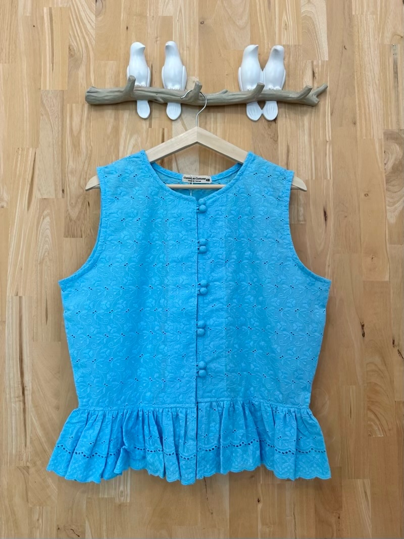 เสื้อบัวบุรี สีโอลโรส สีกะปิ สีฟ้า สีฟ้าอ่อน ฟ้ามินต์ ดีไซน์ชายระบาย เสริมลุคให้น่ารัก สดใส มีชีวิตชีวา