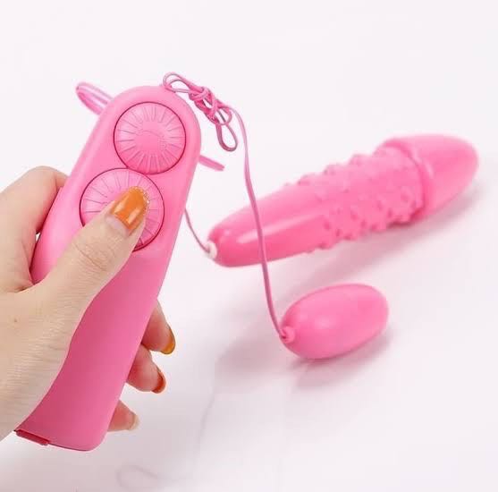 ไข่สั่น 2 หัว