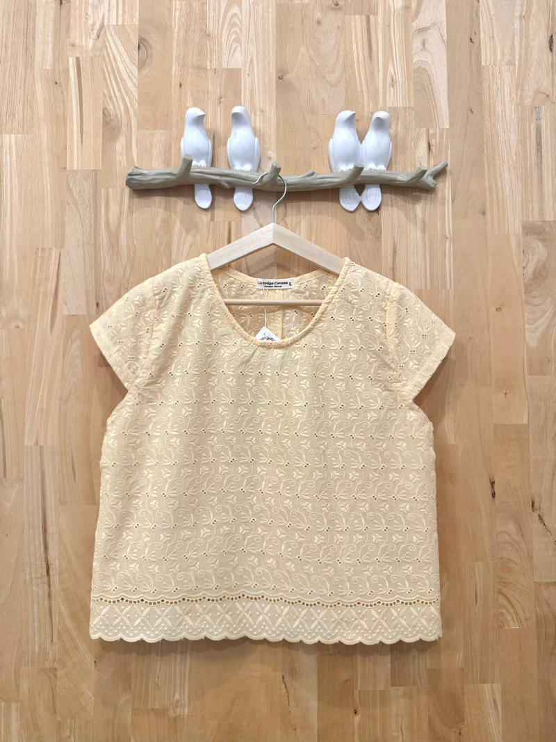 เสื้อฝ้ายคำ สีเหลือง สีไข่ สีฟ้าอ่อนพิกุล สีม่วงพิกุล