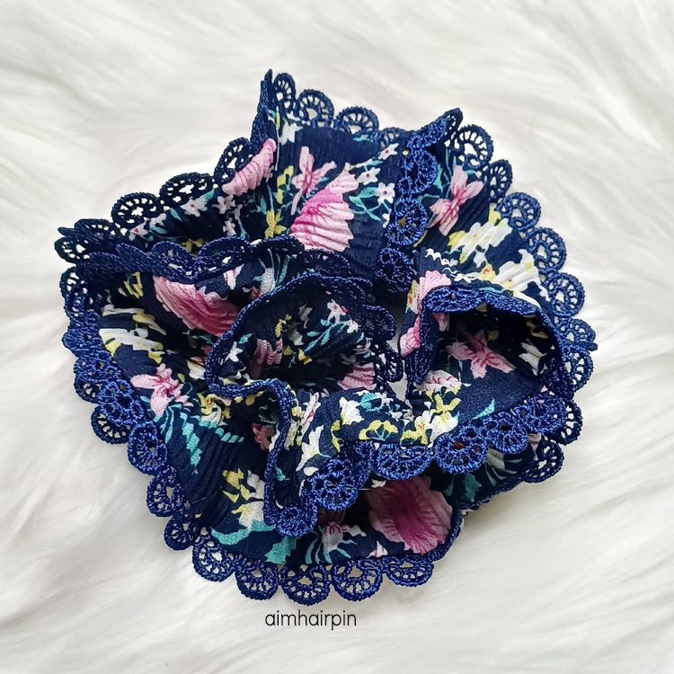 ยางรัดผมเอวัน แต่งขอบลูกไม้ A-One มีให้เลือก 22 ลาย - aimhairpin จำหน่ายกิ๊บติดผมเกาหลีแท้ และเครื่องประดับ ยางรัดผม คาดผมแฟชั่น สร้อยคอ ต่างหู