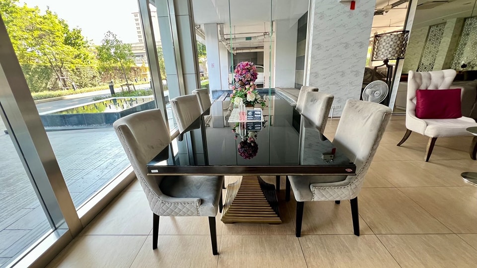 The Hotel Condo (เดอะ โฮเทล คอนโด) รัตนาธิเบศร์ ชั้น 21 จาก (จำนวนชั้นทั้งหมด : 26 ชั้น) ราคา 2,790,000 บาท (ราคาต่อรองได้ พร้อมจบ)