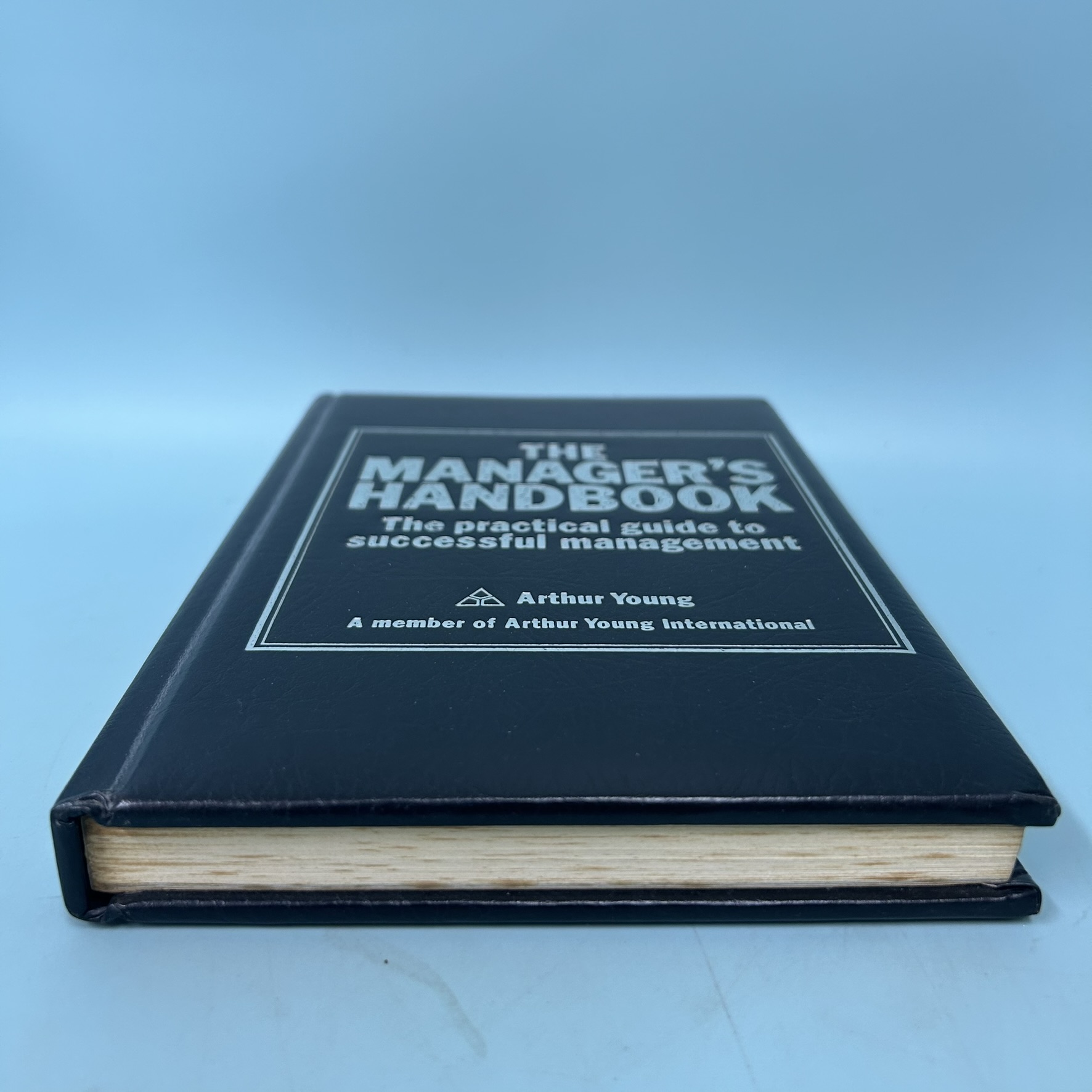 The Manager's Handbook: The practical guide to successful management / Pre-Owned / Arthur Young / Business