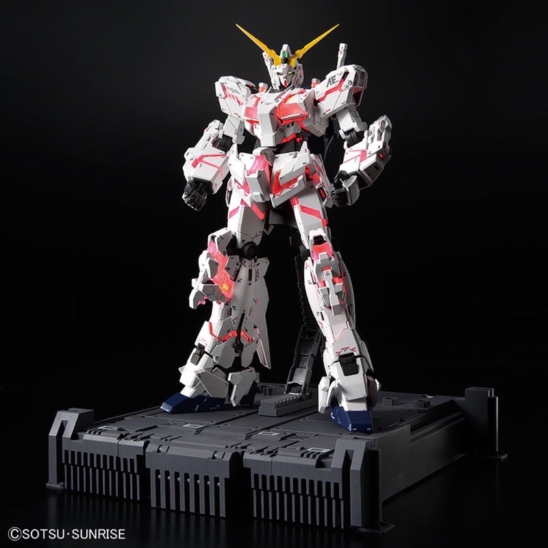 MGEX BANDAI Gundam Unicorn RX-0 ver TWC Gundam Base LIMITED