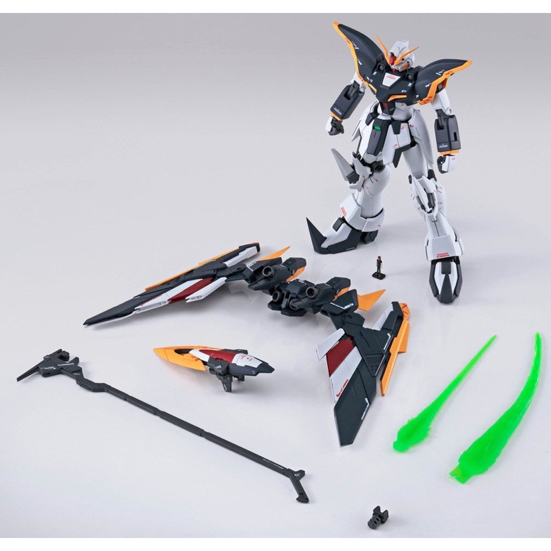 MG PREMIUM BANDAI Gundam Deathscythe EW Roussette Unit