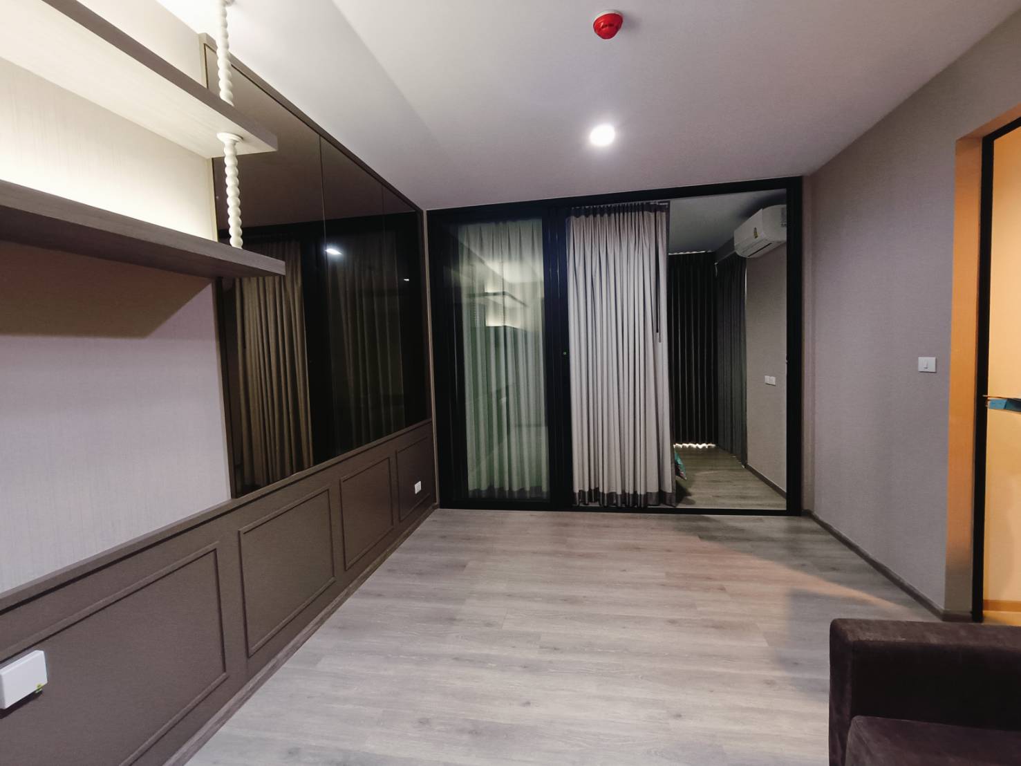 ขาย (For Sale) คอนโด : เดอะ ไลน์ พหลโยธิน อาคาร B (The Line Phahonyothin Park B) ประเภท : 1 ห้องนอน 1 ห้องน้ำ พื้นที่ : 40 ตรม.