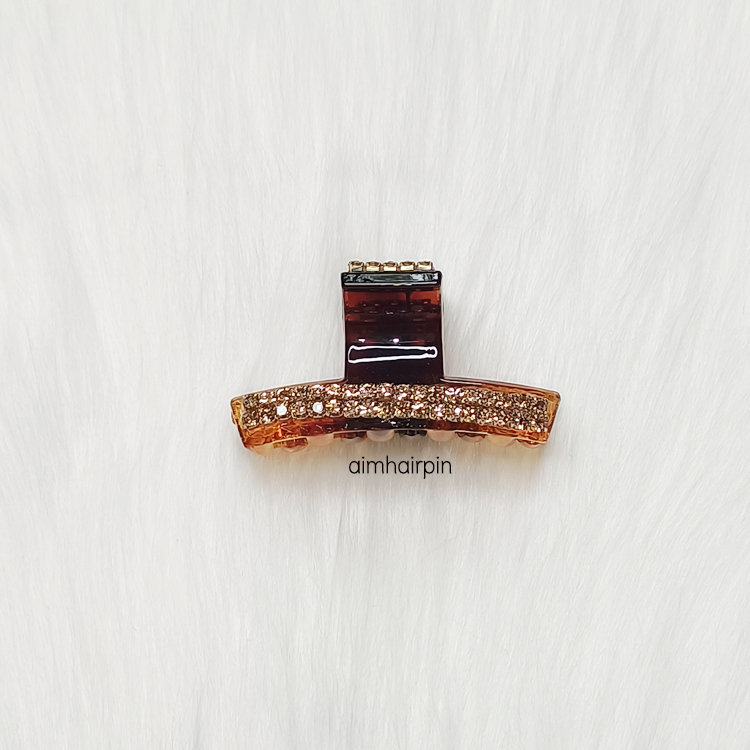 กิ๊บหนีบผม แต่งเพชรแถว - aimhairpin จำหน่ายกิ๊บติดผมเกาหลีแท้ และเครื่องประดับ ยางรัดผม คาดผมแฟชั่น สร้อยคอ ต่างหู