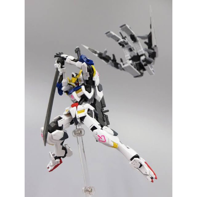 [PRE-ORDER] HG BANDAI Gundam Barbatos & Long Distance Transport Booster Kutan Type-III
