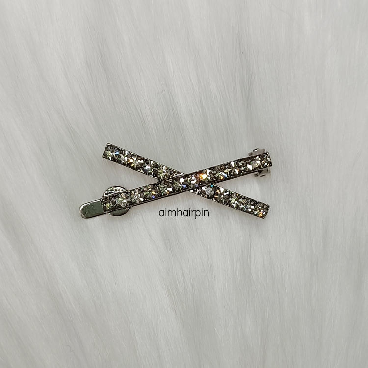 กิ๊บแม่เหล็ก ทรงกากบาท งานเกาหลีแท้ - aimhairpin จำหน่ายกิ๊บติดผมเกาหลีแท้ และเครื่องประดับ ยางรัดผม คาดผมแฟชั่น สร้อยคอ ต่างหู