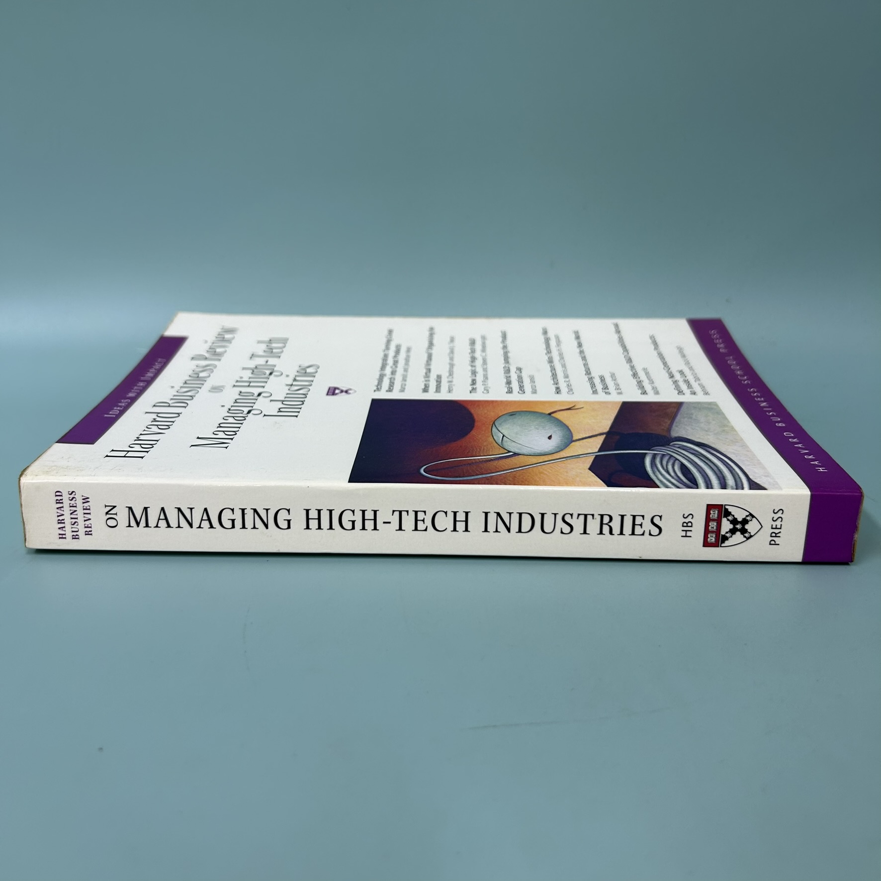 Harvard Business Review on Managing High-tech Industries / Pre Owned / Harvard Business Press / Business