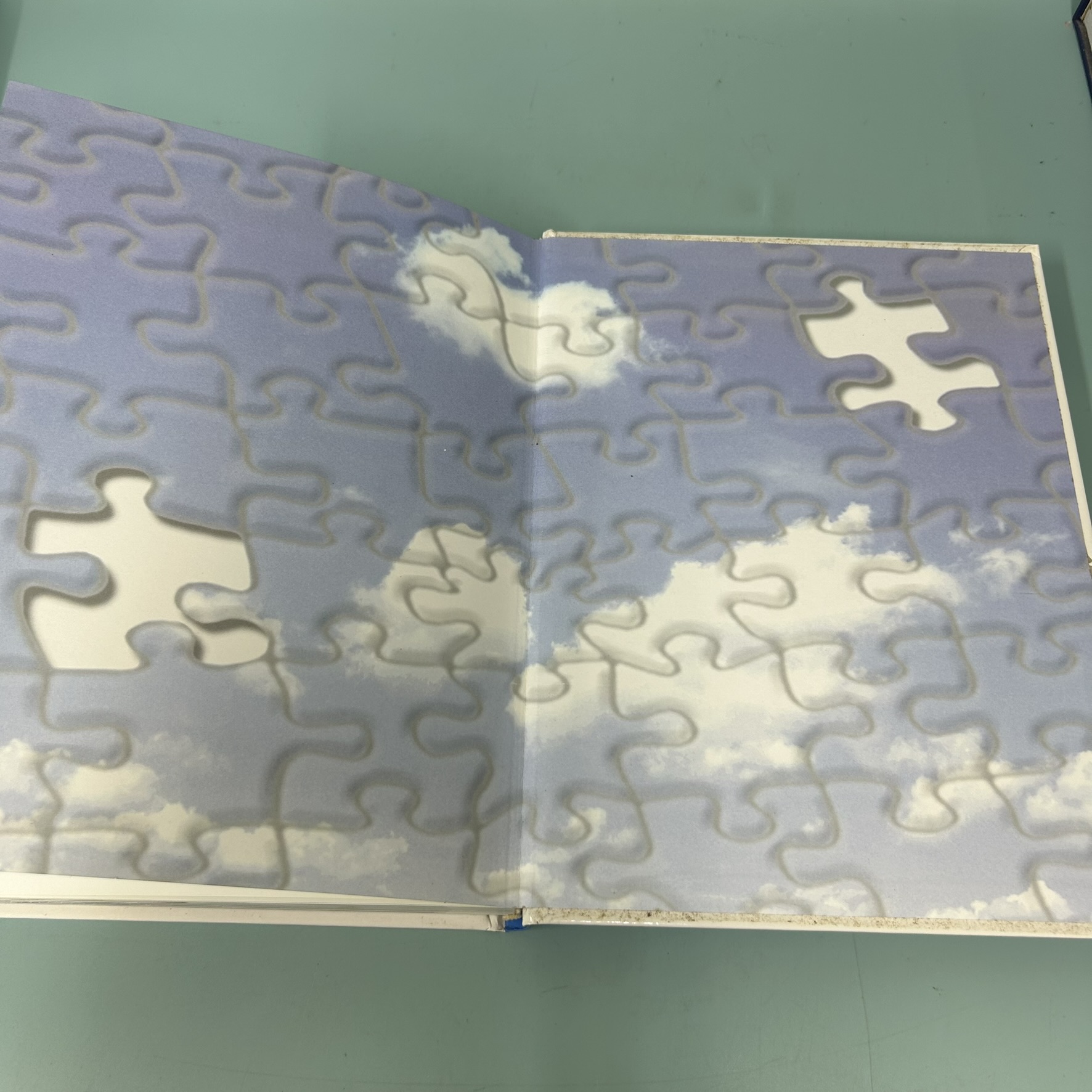 เสริมปัญญา พัฒนาพลังสมอง คู่มือสร้างสรรค์ศักยภาพการรับรู้ การคิด การจำ และการสื่อสาร./ มือสอง / การพัฒนาตนเอง