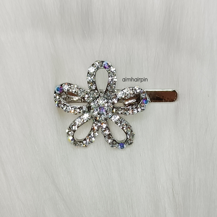 กิ๊บแม่เหล็กทรงดอกไม้ งานเกาหลีแท้ - aimhairpin จำหน่ายกิ๊บติดผมเกาหลีแท้ และเครื่องประดับ ยางรัดผม คาดผมแฟชั่น สร้อยคอ ต่างหู