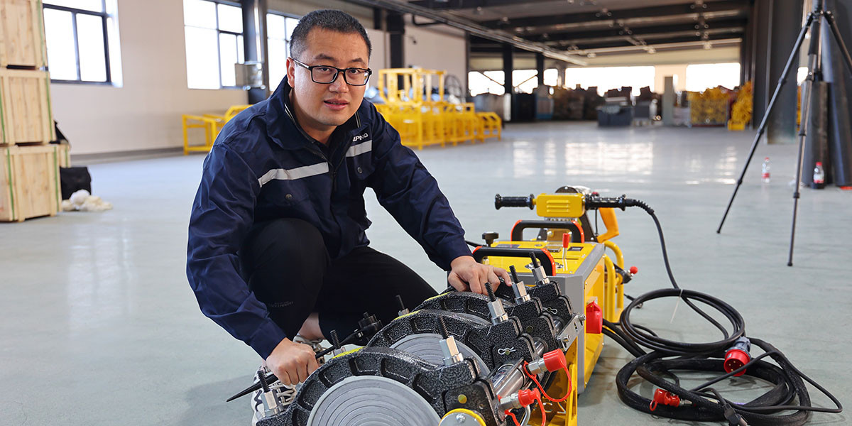 เครื่องเชื่อมท่อ Welping รุ่น WP250A ไฮดรอลิค ขนาดท่อที่เชื่อม 63mm-250mm