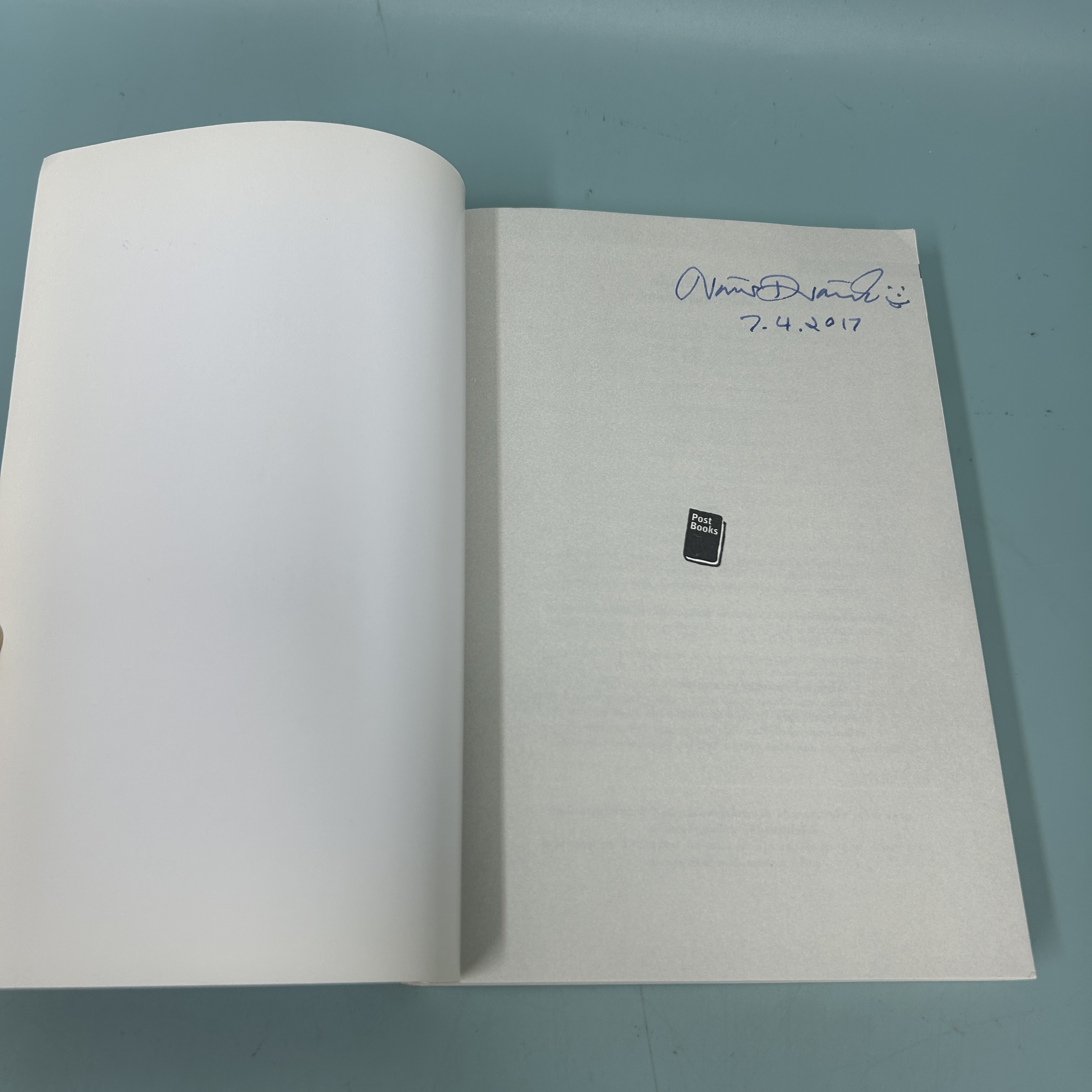 ภูเขาเคลื่อนได้ "ชีวิตจริงที่ยิ่งกว่าบทประพันธ์" / มือสอง / ศรินทร เมธีวัชรานนท์ / โพสต์บุ๊กส์ / บทความ สารคดี