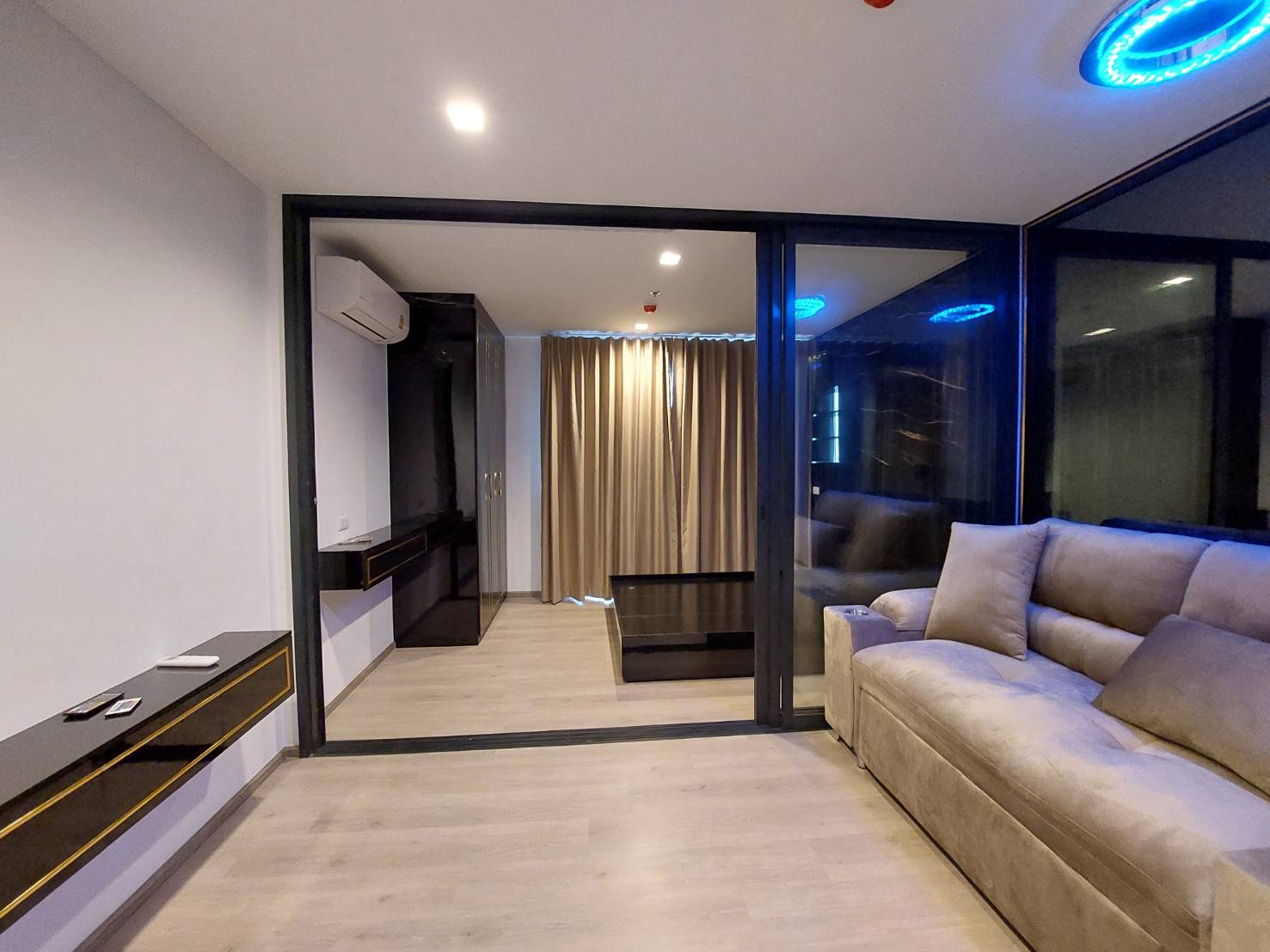 ขาย (For Sale) คอนโด : เดอะ ไลน์ พหลโยธิน อาคาร B (The Line Phahonyothin Park B) ประเภท : 1 ห้องนอน 1 ห้องน้ำ พื้นที่ : 33 ตรม.