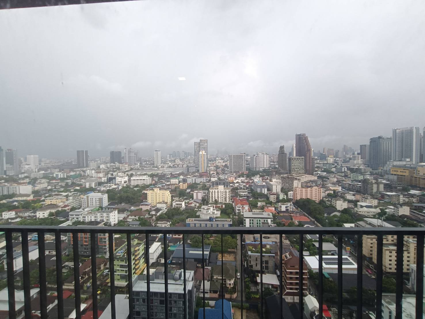 ให้เช่า (For Rent) คอนโด : เดอะ ไลน์ พหลโยธิน อาคาร B ประเภท : 1 ห้องนอน 1ห้องน้ำ พื้นที่ :37.75 ตรม.