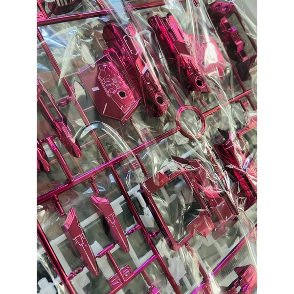 MG PREMIUM BANDAI ZGMF-X09A Justice Gundam ver 2.0 [Special Coating]