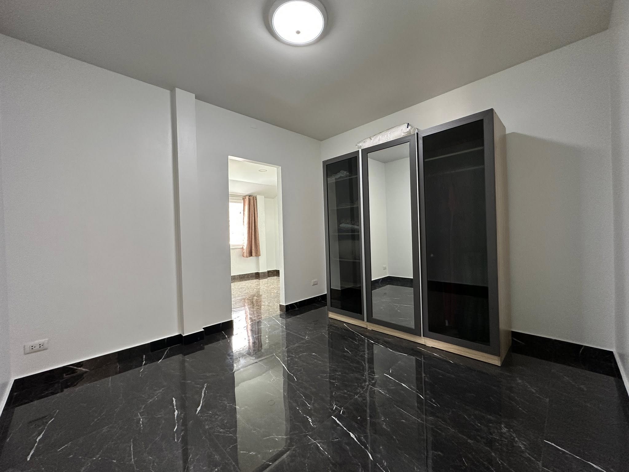 ขายบ้านเดี่ยว 2 ชั้น แปลงมุม สภาพใหม่สวยพร้อมอยู่ หมู่บ้านวังทอง เดอะแพรรี่ รังสิต-คลองหลวง