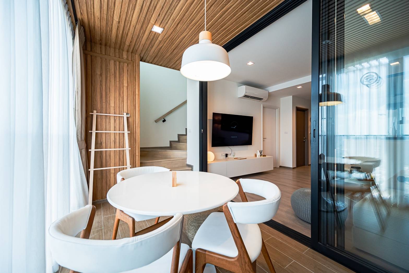 ขาย(For Sale) คอนโด : เดอะ ไลน์ พหลโยธิน อาคาร B (The Line Phahonyothin Park B) ประเภท : 2 ห้องนอน 2 ห้องน้ำ(ห้อง Duplex 2 ชั้น)