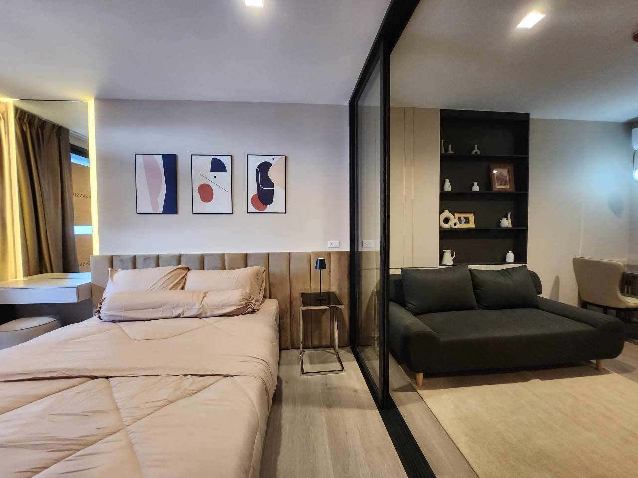 ขายพร้อมผู้เช่า (For Sale) คอนโด : เดอะ ไลน์ พหลโยธิน อาคาร B (The Line Phahonyothin Park B) ประเภท : 1 ห้องนอน 1 ห้องน้ำ พื้นที่ : 37 ตรม.