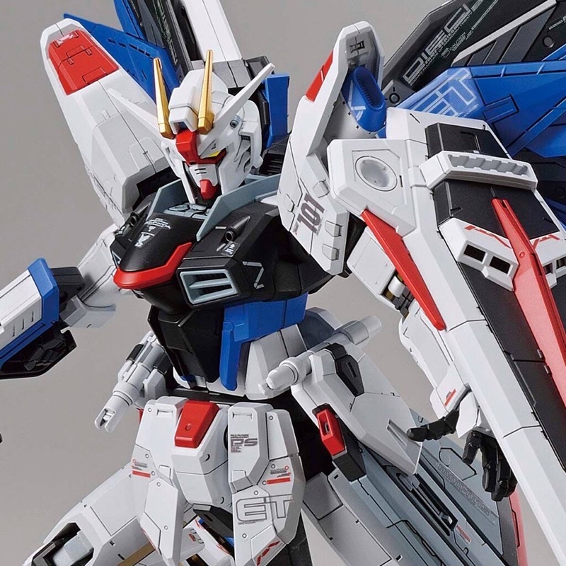 Full Mechanic 1/100 Gundam Freedom ver GCP LIMITED GUNDAM BASE