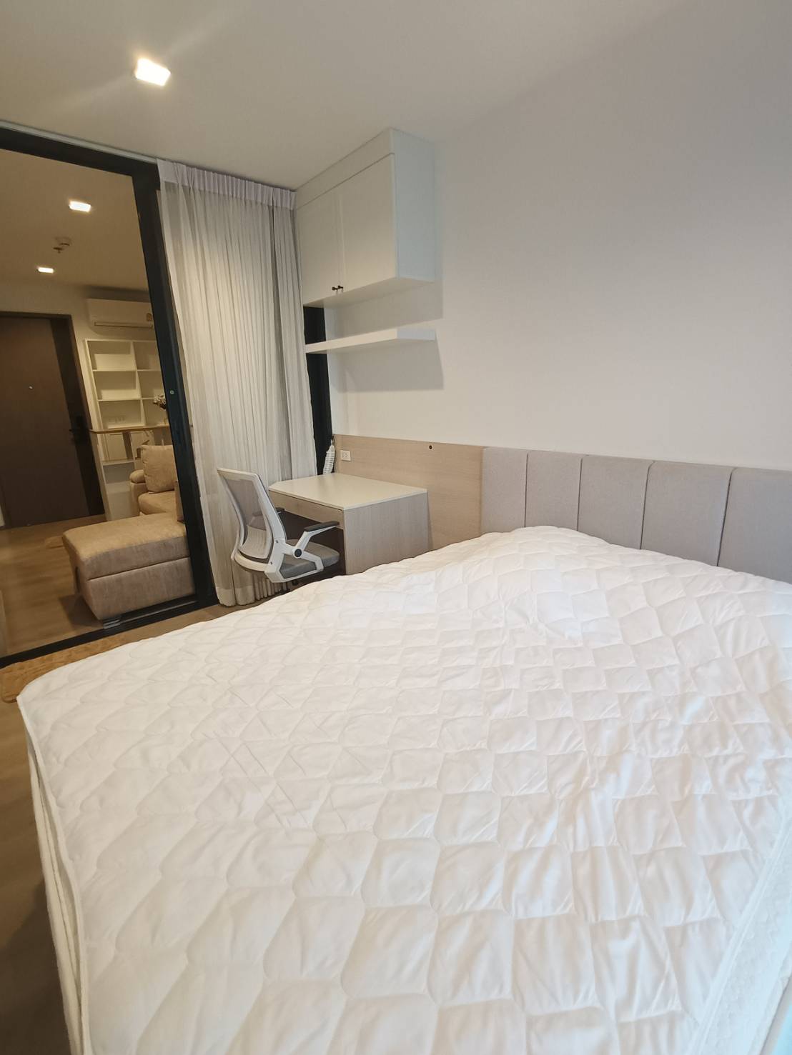 ให้เช่า (For Rent) คอนโด : เดอะ ไลน์ พหลโยธิน อาคาร B ประเภท : 1 ห้องนอน 1ห้องน้ำ พื้นที่ :37.75 ตรม.