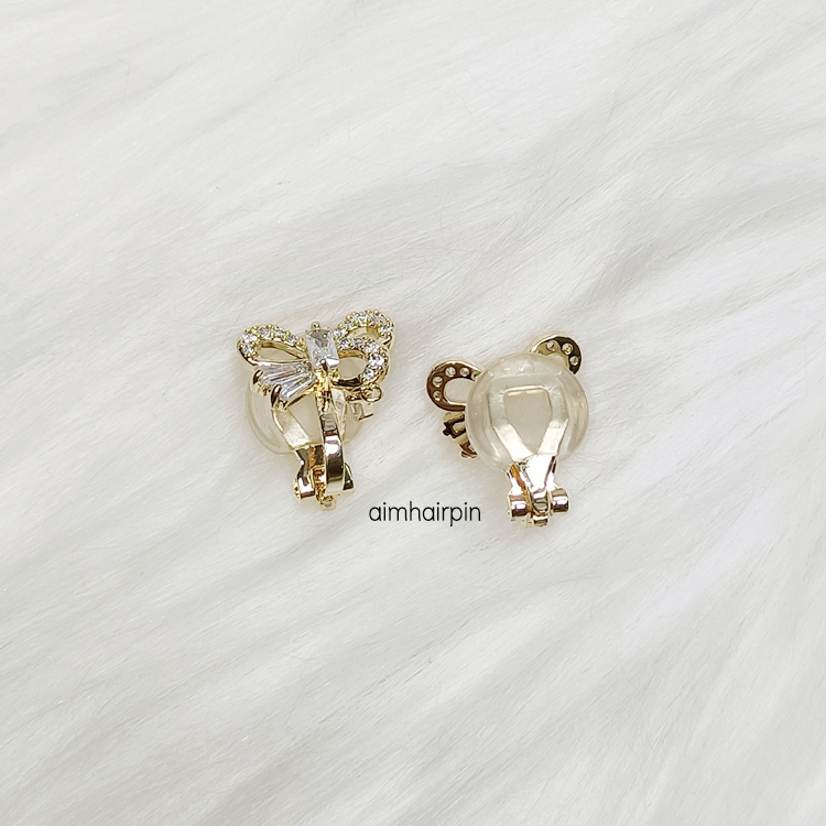 ต่างหูหนีบ ผีเสื้อสีทองฝังเพชร - aimhairpin จำหน่ายกิ๊บติดผมเกาหลีแท้ และเครื่องประดับ ยางรัดผม คาดผมแฟชั่น สร้อยคอ ต่างหู