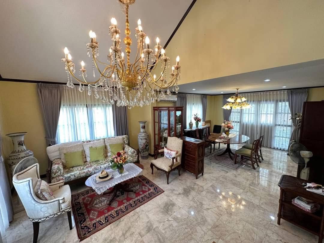 ขายบ้านเดี่ยว 2 ชั้น โครงการหมู่บ้านลดาวัลย์ ลากูน รังสิต บ้านหรูสวยสไตล์ยุโรป