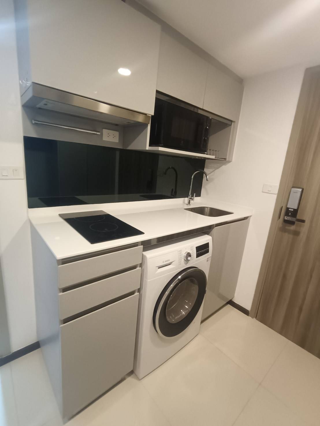 ให้เช่า (For Rent) คอนโด :(Knightsbridge Space Ratchayothin)ไนท์บริดจ์ สเปซ รัชโยธิน 1 ห้องนอน 1 ห้องน้ำ ( Duplex)