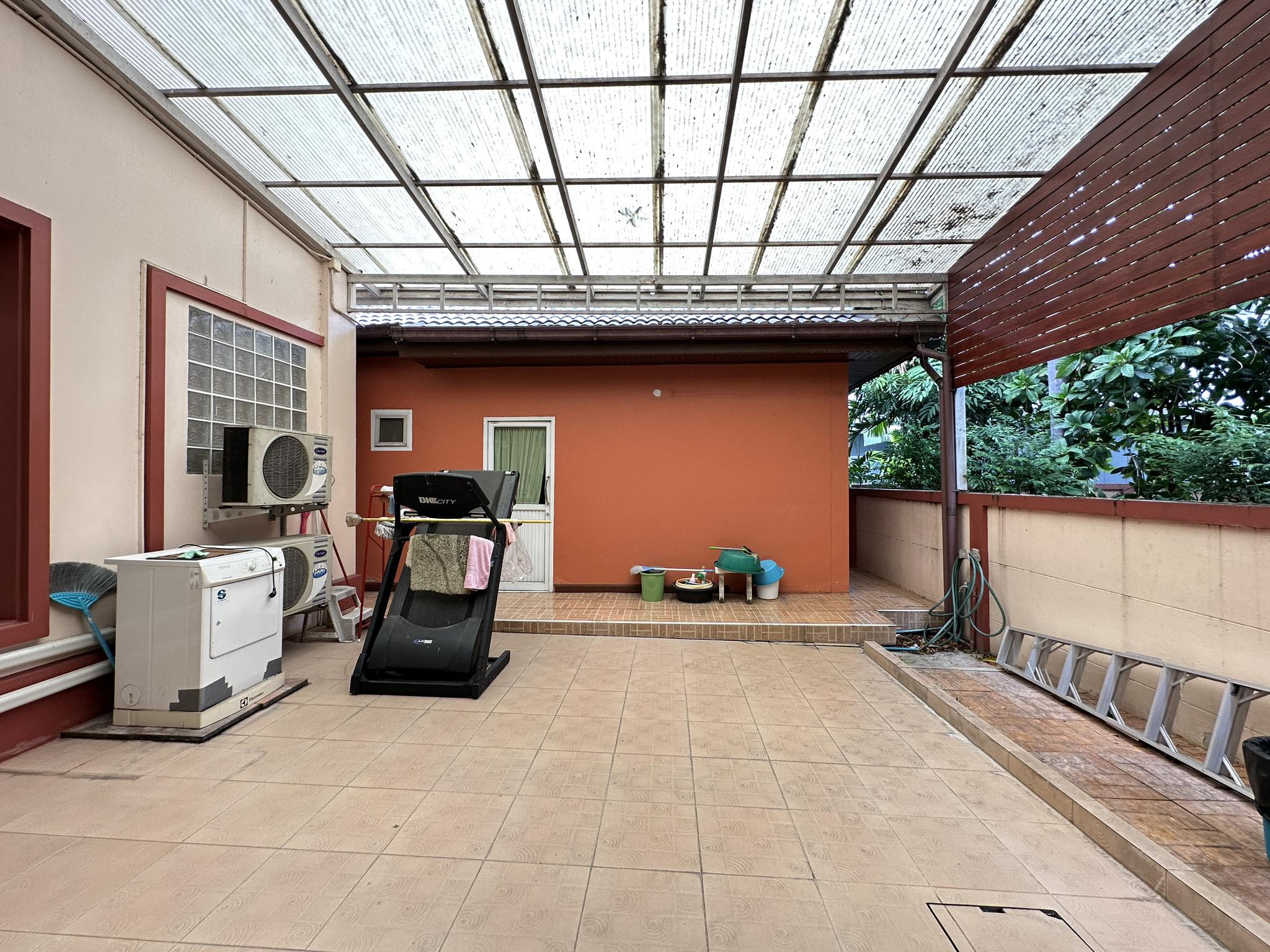 ขาย บ้านเดี่ยว 2 ชั้น แปลงมุม หมู่บ้านโฮมออนกรีนธัญธานี วิลเลจ 1