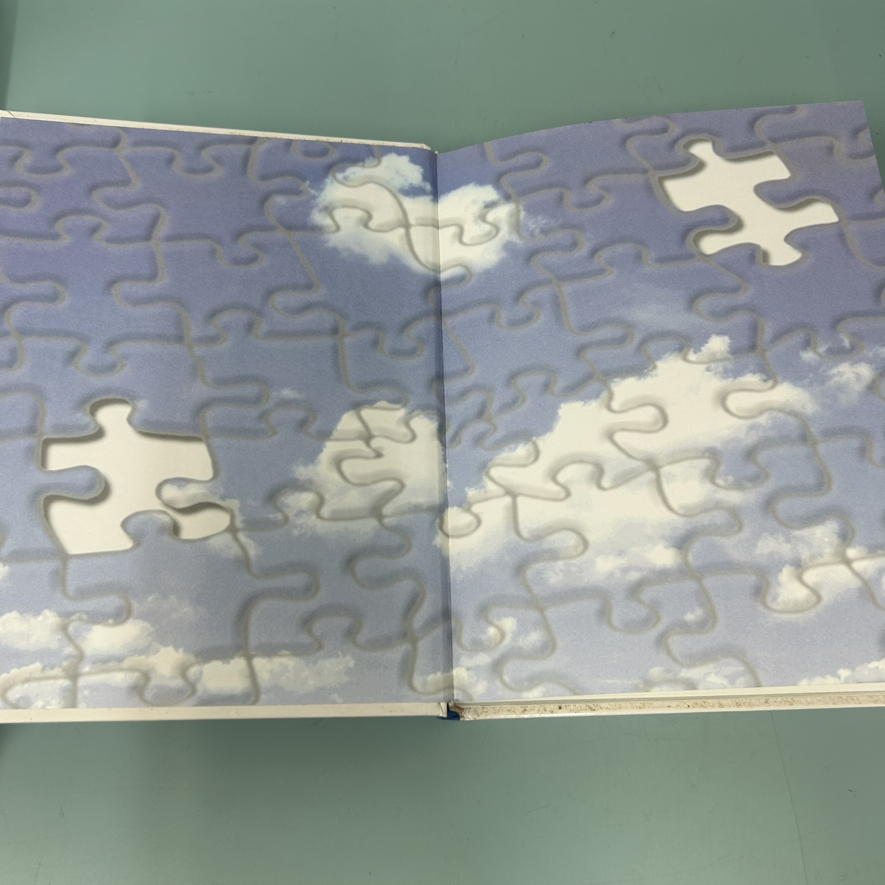 เสริมปัญญา พัฒนาพลังสมอง คู่มือสร้างสรรค์ศักยภาพการรับรู้ การคิด การจำ และการสื่อสาร./ มือสอง / การพัฒนาตนเอง