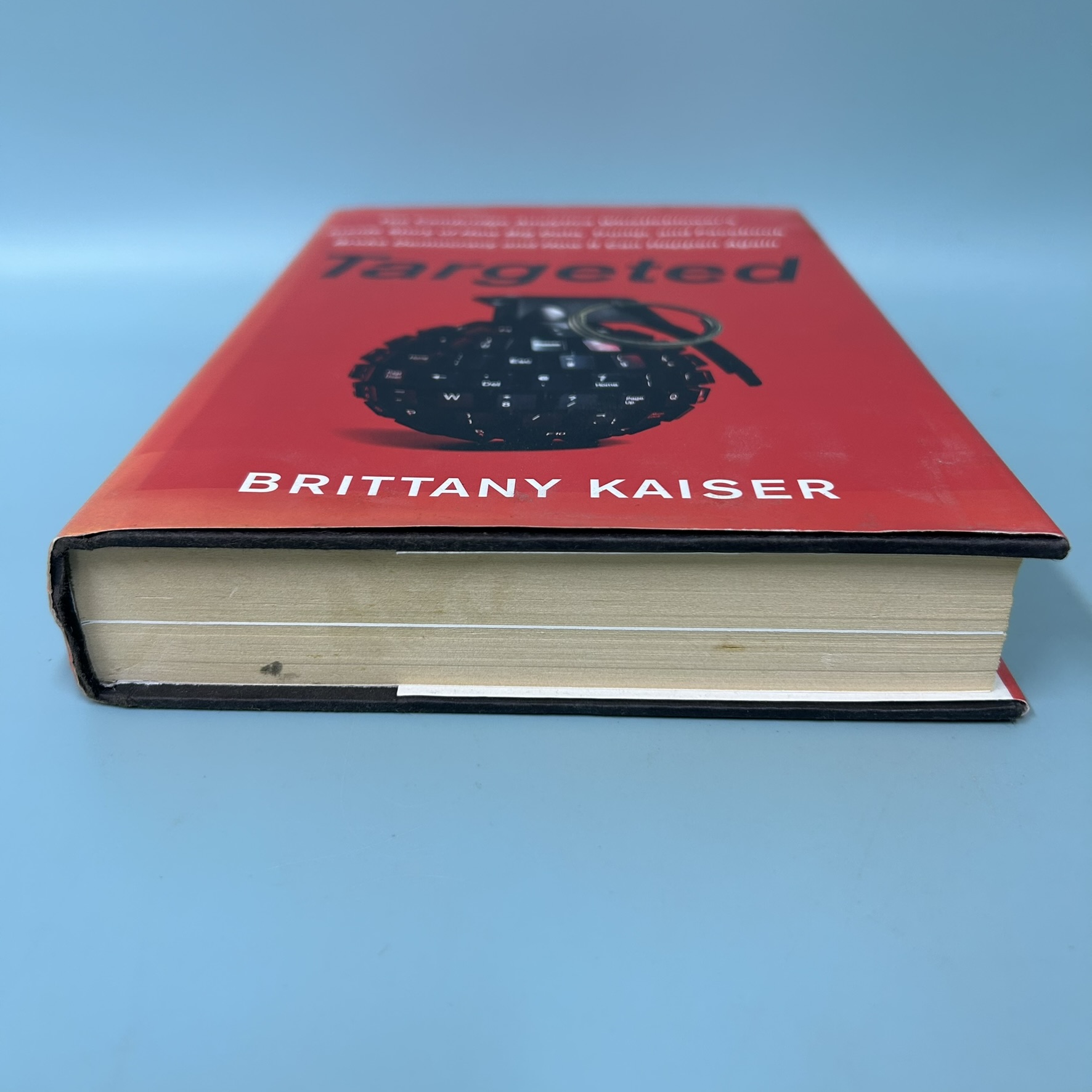 Targeted / Pre-Owned / Brittany Kaiser / บันทึกความทรงจำทางการเมือง, สารคดี