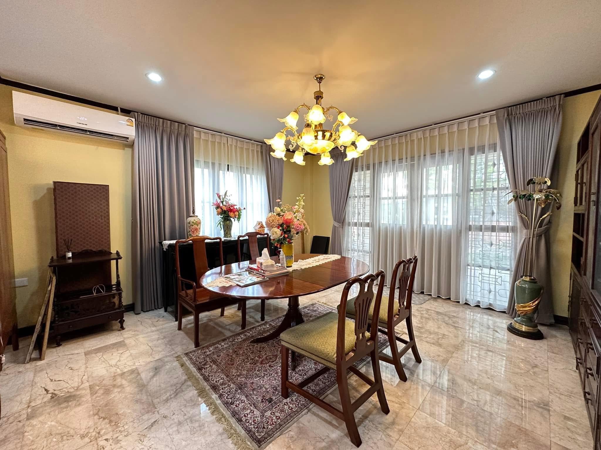 ขายบ้านเดี่ยว 2 ชั้น โครงการหมู่บ้านลดาวัลย์ ลากูน รังสิต บ้านหรูสวยสไตล์ยุโรป