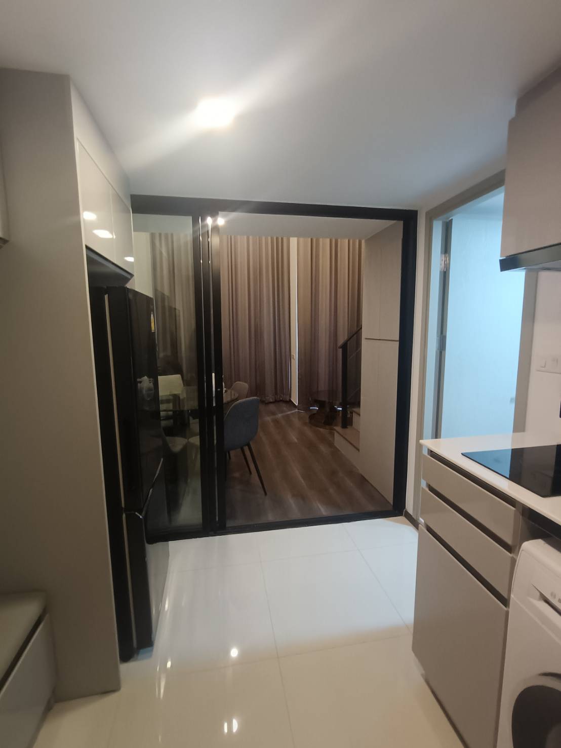 ให้เช่า (For Rent) คอนโด :(Knightsbridge Space Ratchayothin)ไนท์บริดจ์ สเปซ รัชโยธิน 1 ห้องนอน 1 ห้องน้ำ ( Duplex)