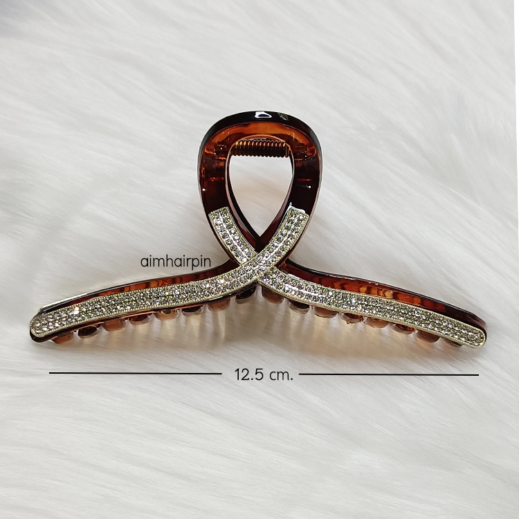 กิ๊บหนีบผมสีกระทรงไขว้ประดับเพชรสวยหรู - aimhairpin จำหน่ายกิ๊บติดผมเกาหลีแท้ และเครื่องประดับ ยางรัดผม คาดผมแฟชั่น สร้อยคอ ต่างหู