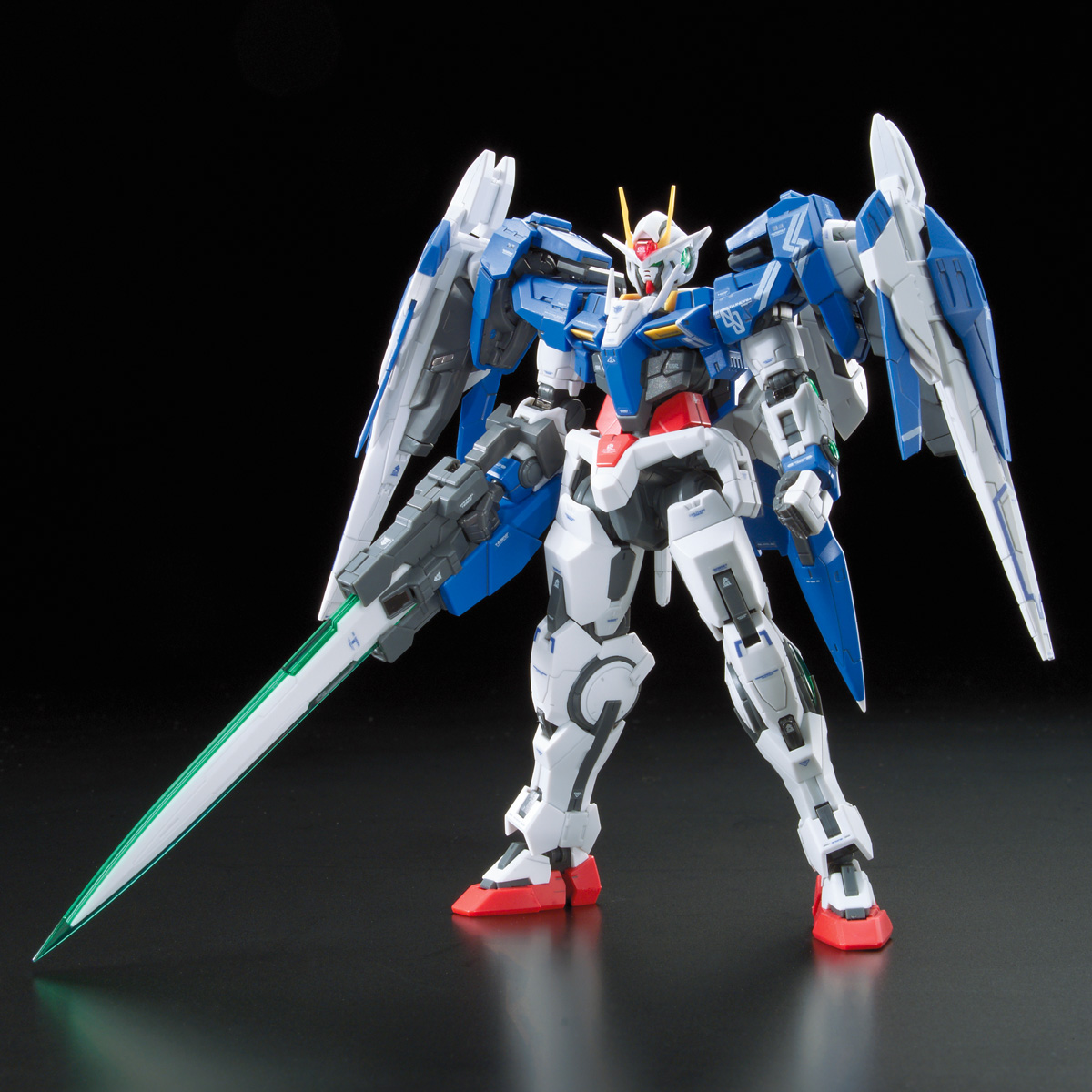 RG BANDAI GN-0000+GNR-010 Gundam 00 Raiser