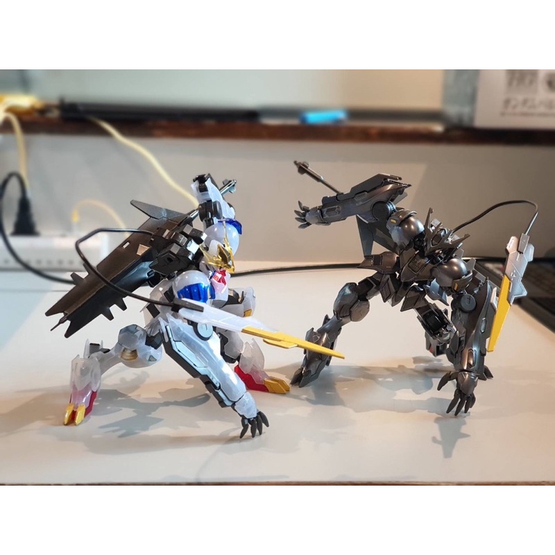 HG PREMIUM BANDAI BARBATOS Lupus rex ironblood coating