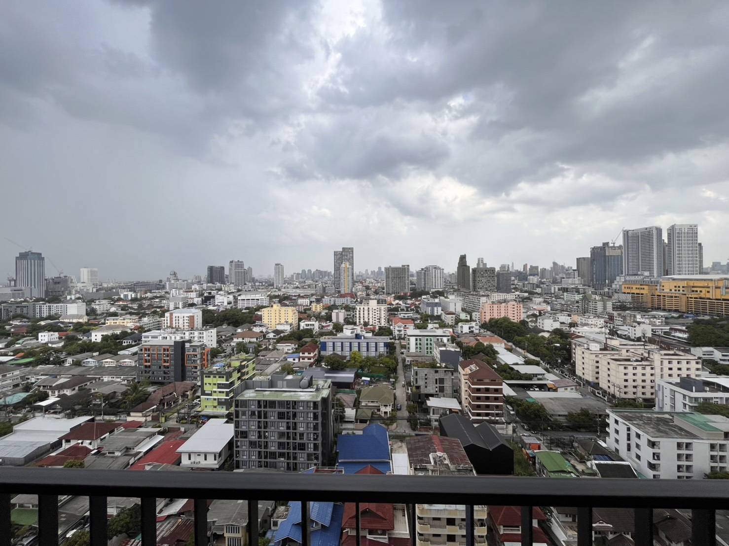 ขาย (For Sale) คอนโด : เดอะ ไลน์ พหลโยธิน อาคาร B (The Line Phahonyothin Park B) ประเภท : 1 ห้องนอน 1 ห้องน้ำ พื้นที่ : 36.75 ตรม.