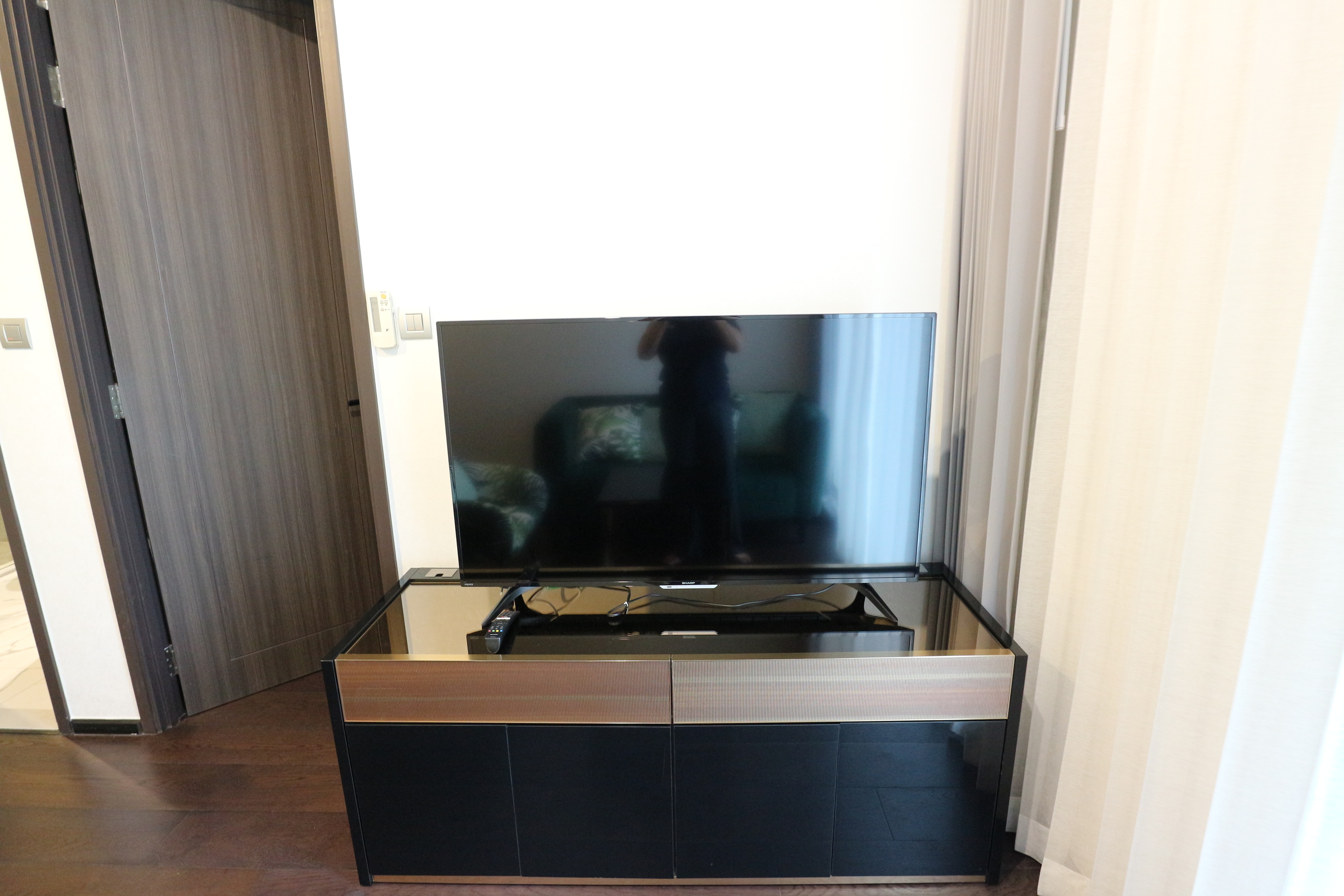 For Rent | LAVIQ Sukhumvit 57 1 Bedrooms | 1 Bathrooms 44 sq.m. – Luxury Condo near BTS Thonglor